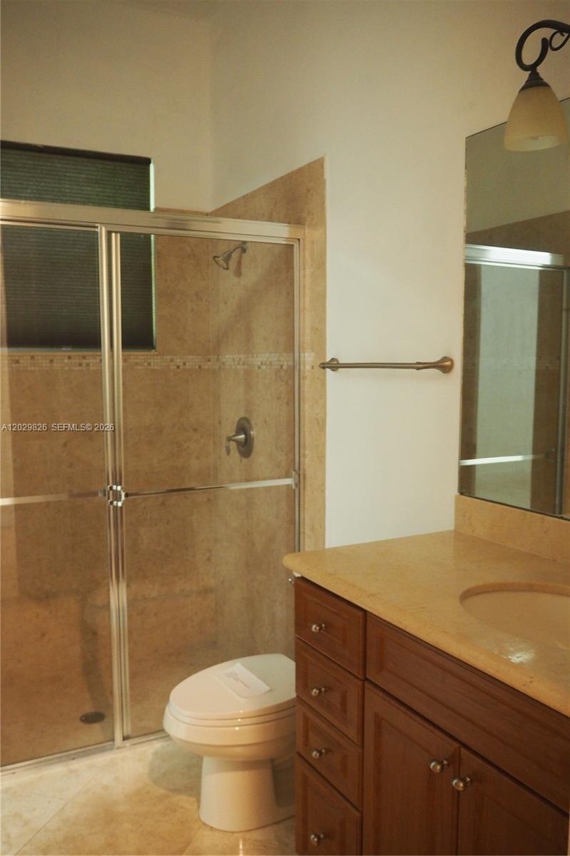 2750 E Jockey Cir E, Davie FL 33330
