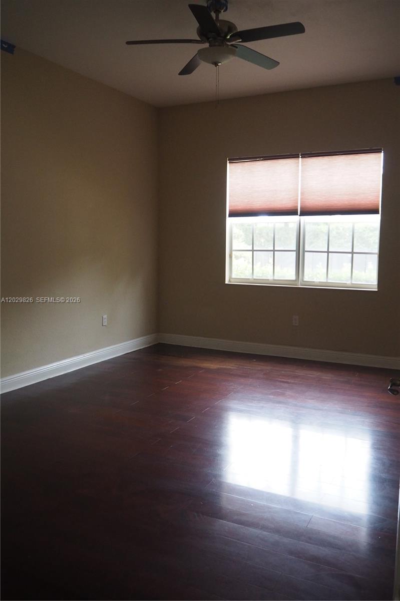 2750 E Jockey Cir E, Davie FL 33330
