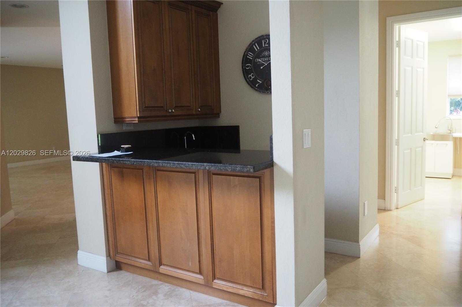 2750 E Jockey Cir E, Davie FL 33330