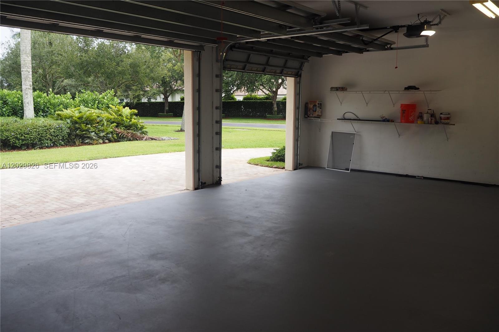 2750 E Jockey Cir E, Davie FL 33330