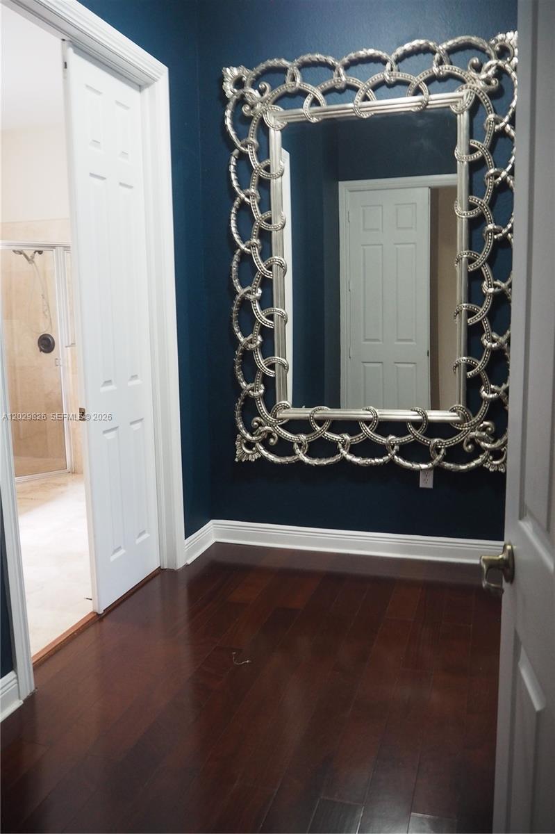2750 E Jockey Cir E, Davie FL 33330