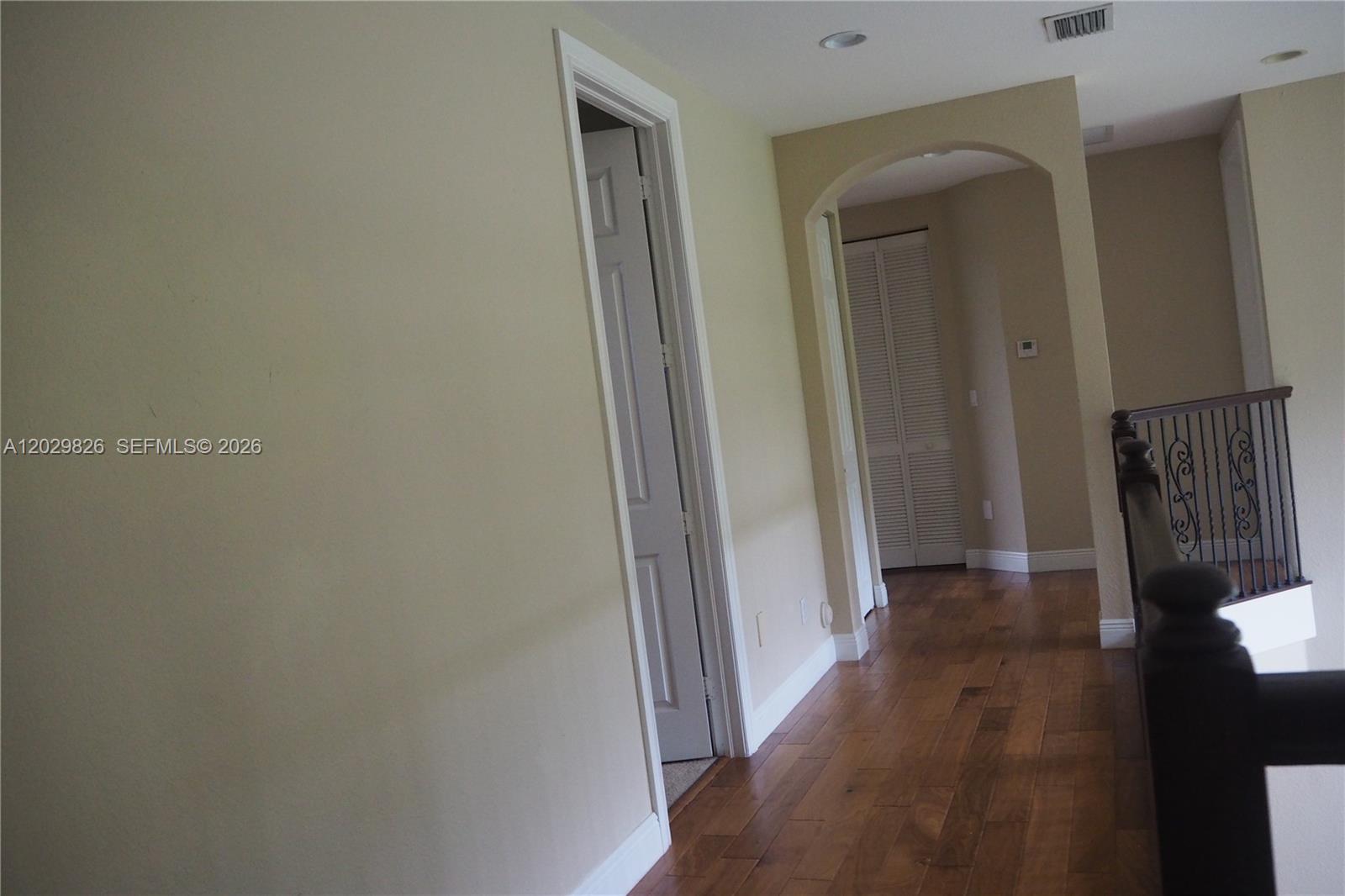 2750 E Jockey Cir E, Davie FL 33330