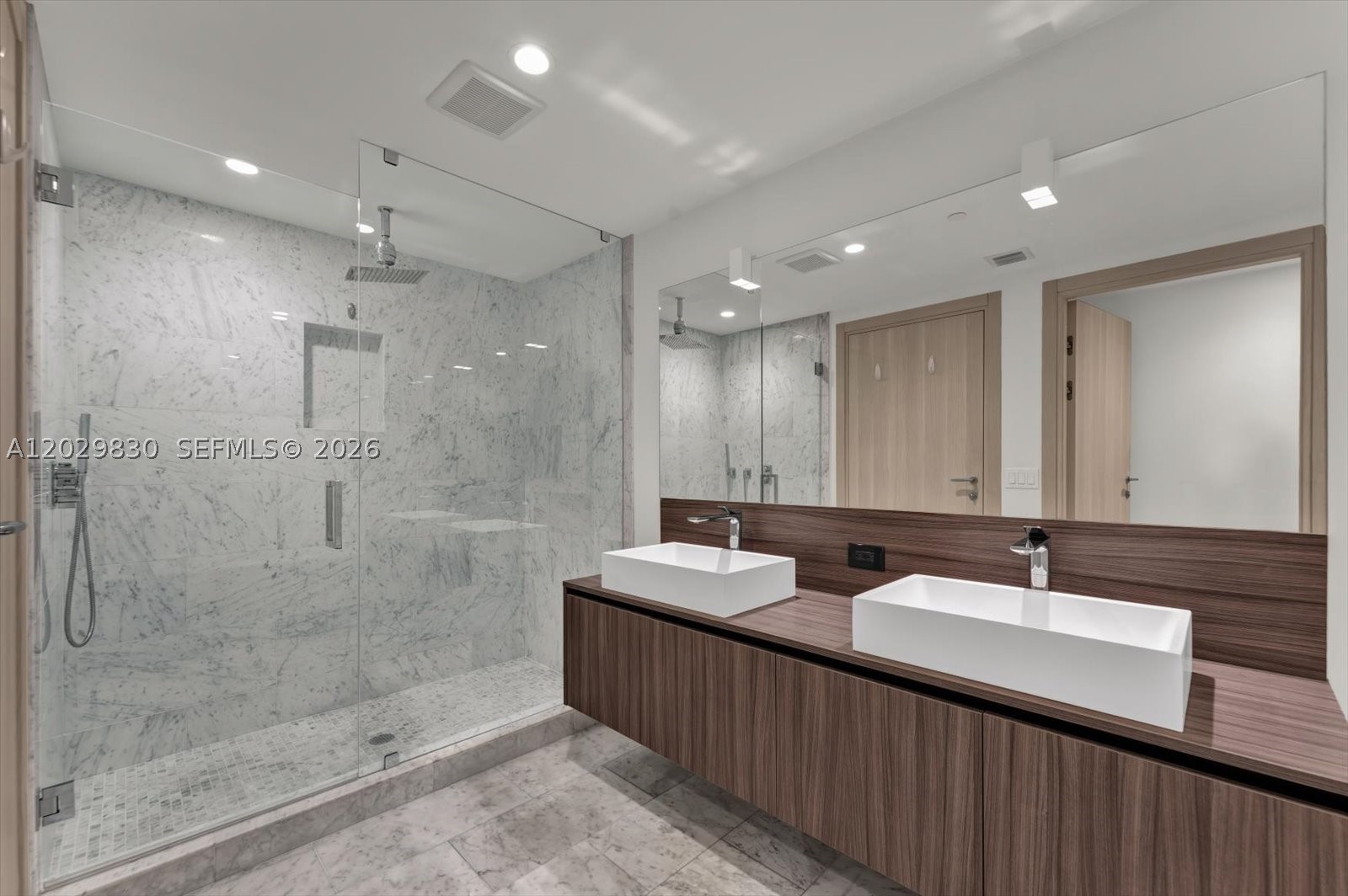 1000 Brickell Plaza #3602, Miami FL 33131