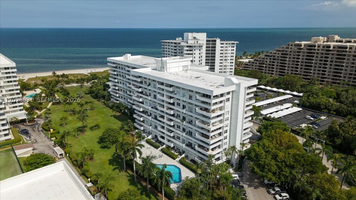 199 Ocean Lane Dr #911, Key Biscayne FL 33149