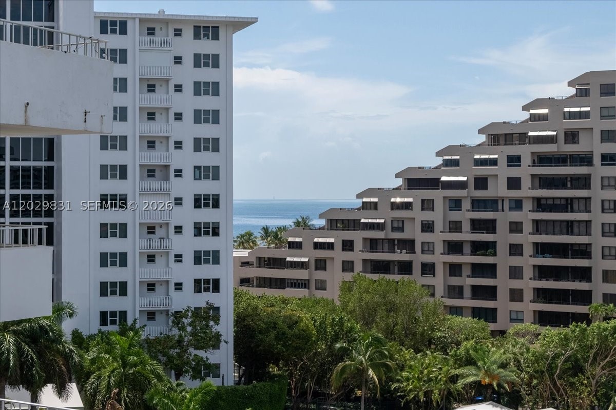 199 Ocean Lane Dr #911, Key Biscayne FL 33149