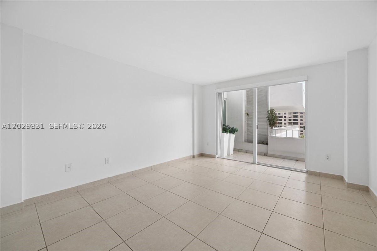 199 Ocean Lane Dr #911, Key Biscayne FL 33149