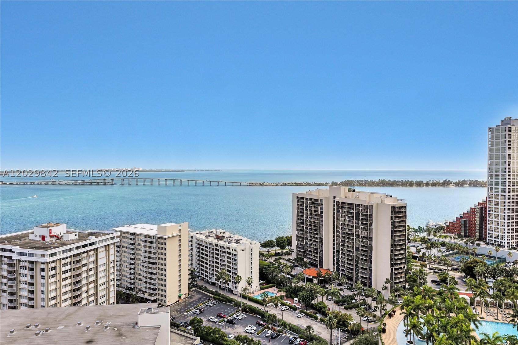 218 SE 14th St #TS206, Miami FL 33131