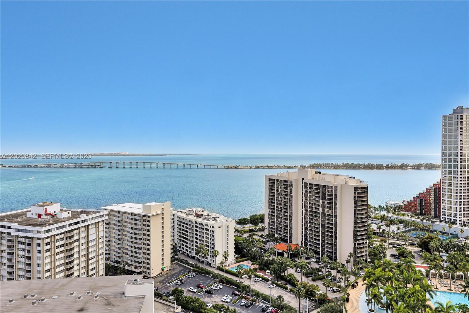 218 SE 14th St #TS206, Miami FL 33131