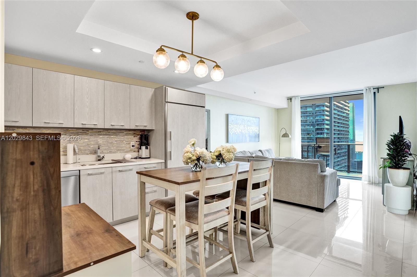 45 SW 9th St #4004, Miami FL 33130