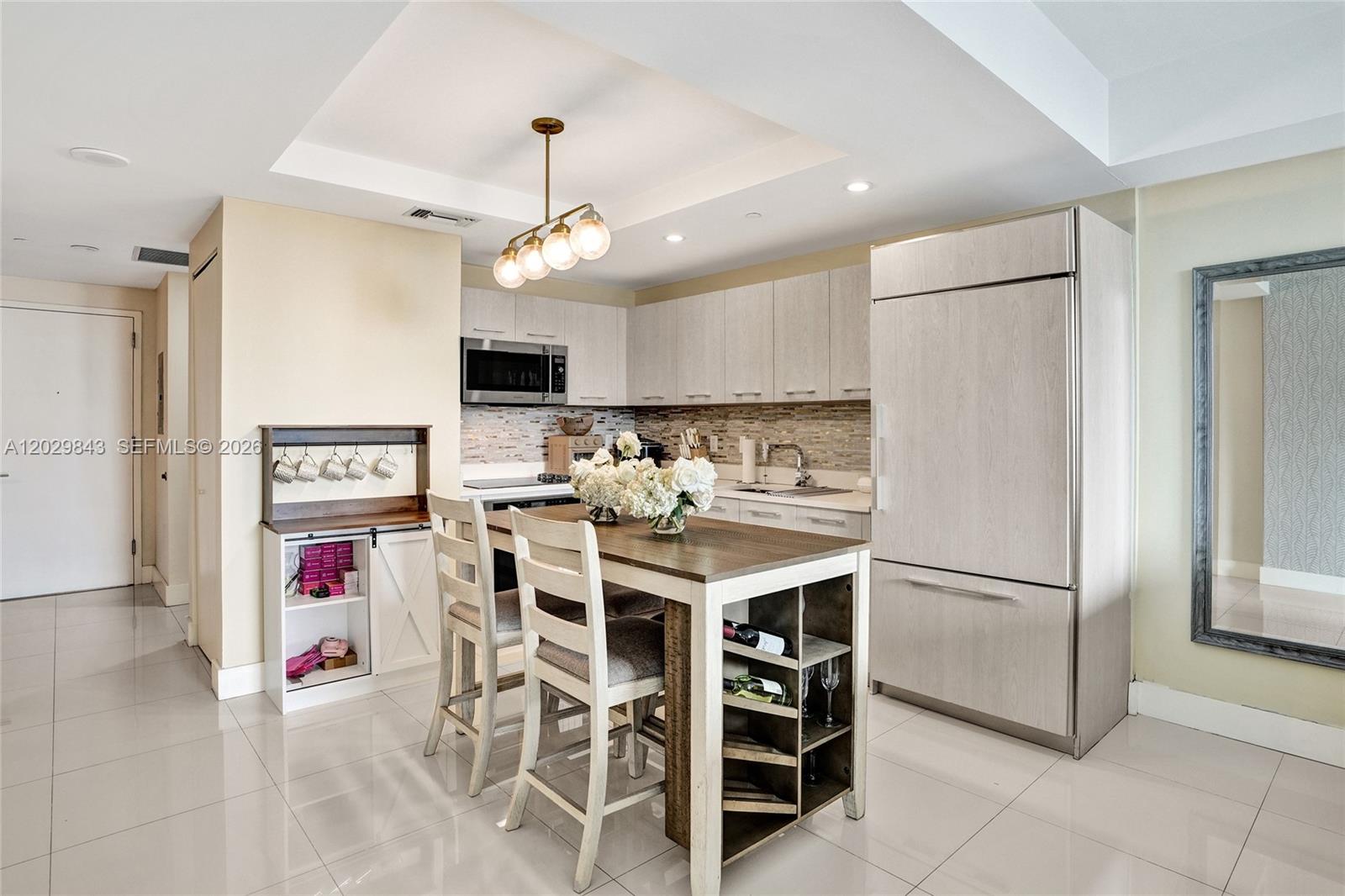 45 SW 9th St #4004, Miami FL 33130