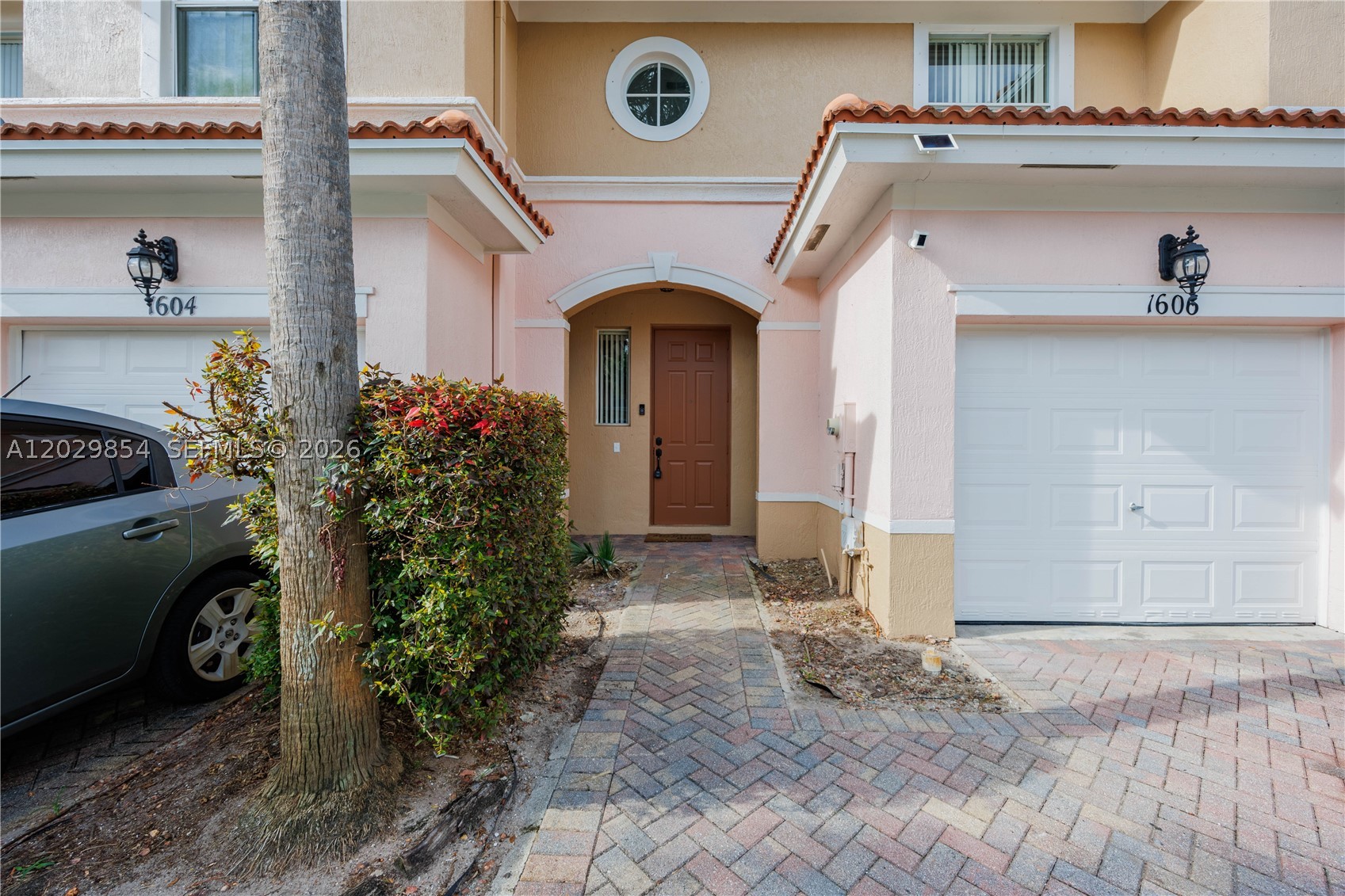 1606 Seminole Palms Dr, Green Acres FL 33463