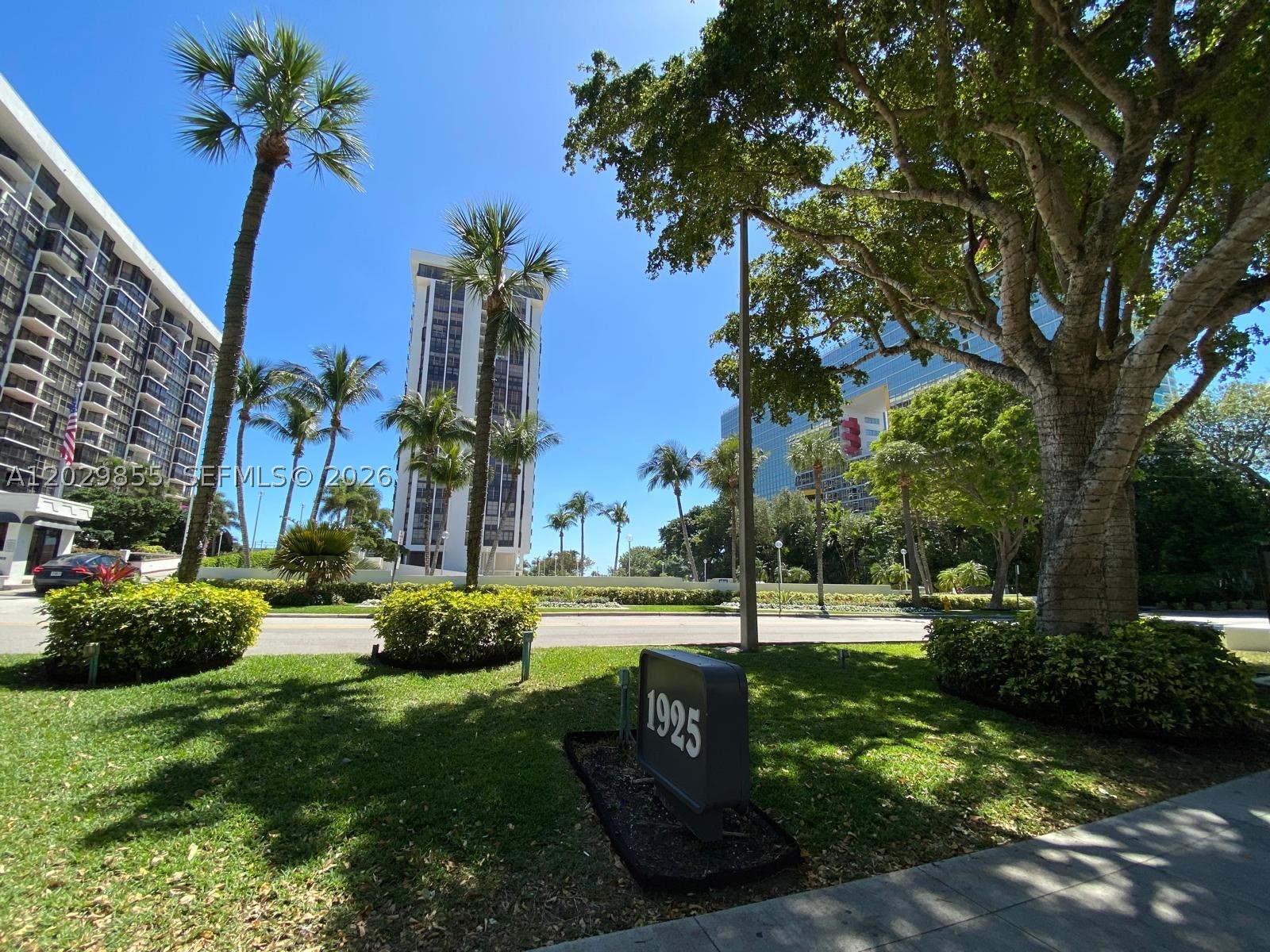 1925 Brickell Ave #D610, Miami FL 33129