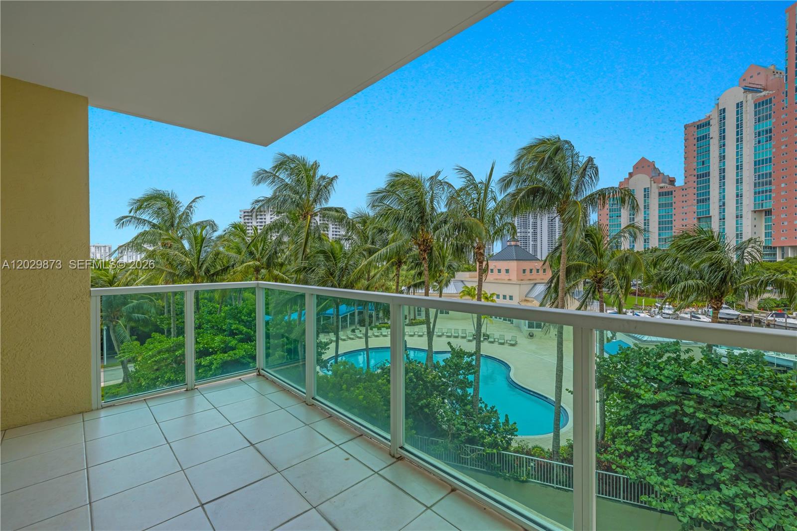 3340 NE 190th St #503, Aventura FL 33180