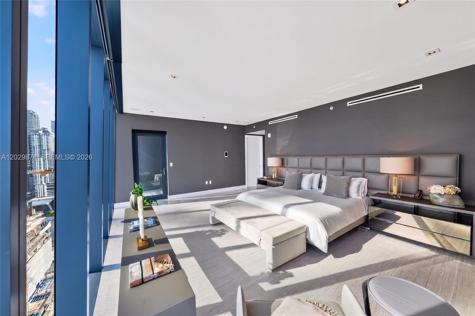 1451 Brickell Ave #2901, Miami FL 33131