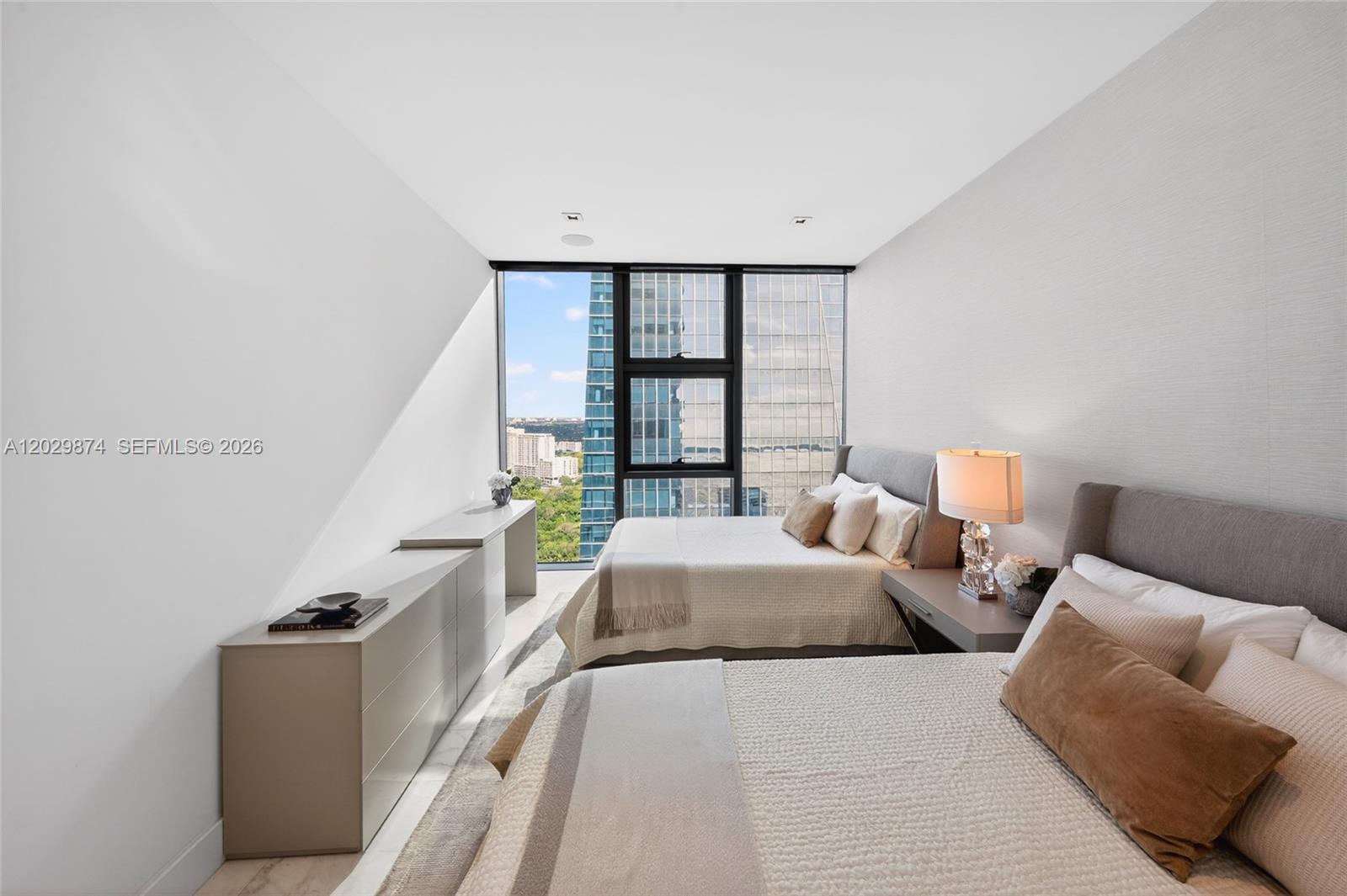 1451 Brickell Ave #2901, Miami FL 33131