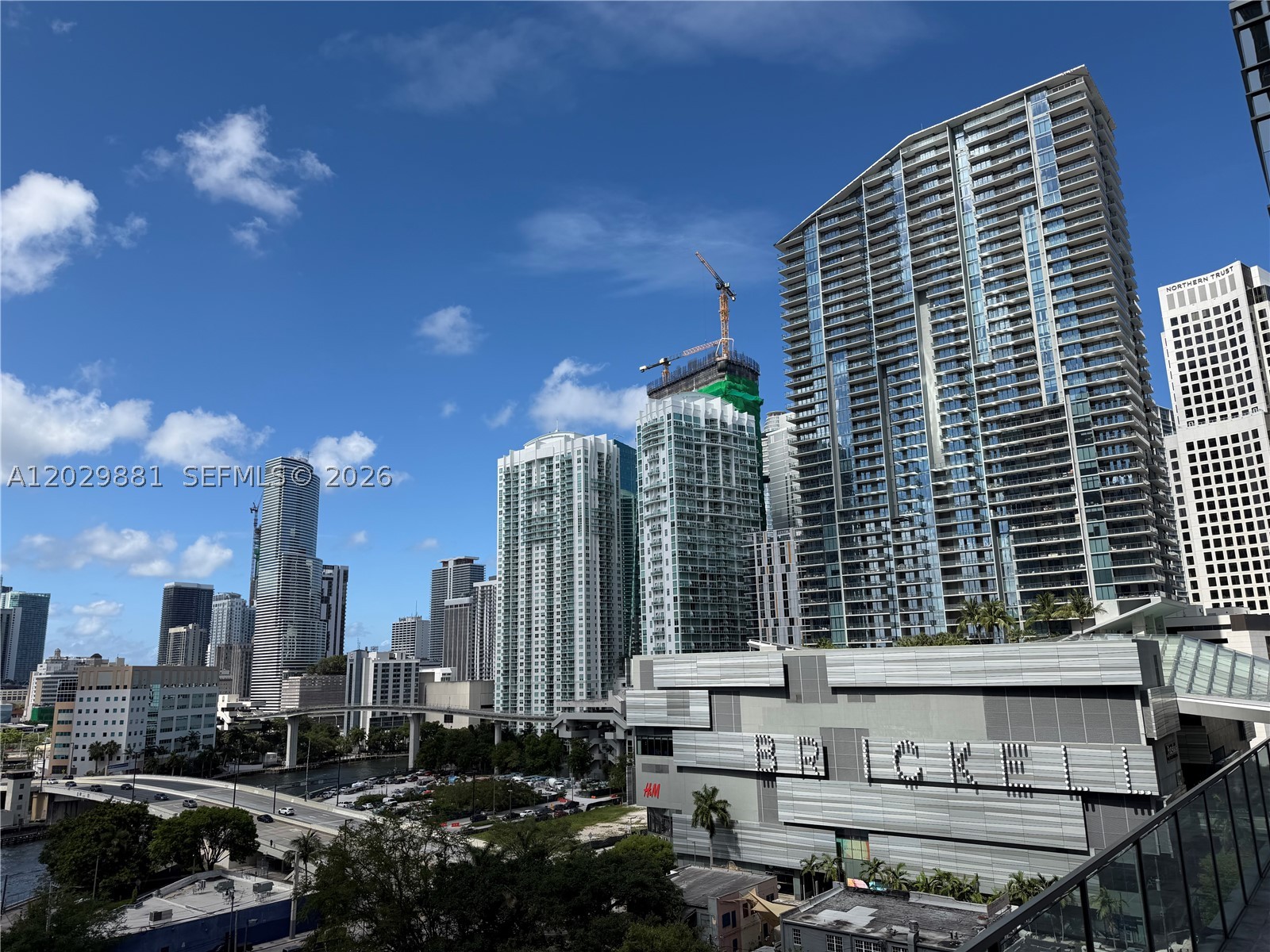 88 SW 7 #3506, Miami FL 33130