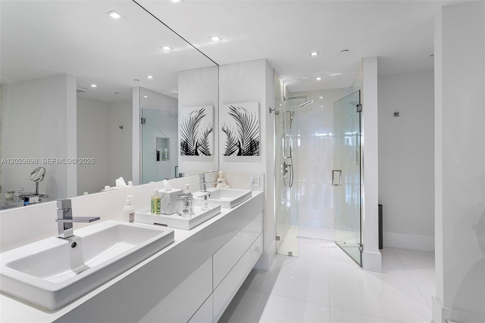 2122 Fisher Island Dr #2122, Miami Beach FL 33109