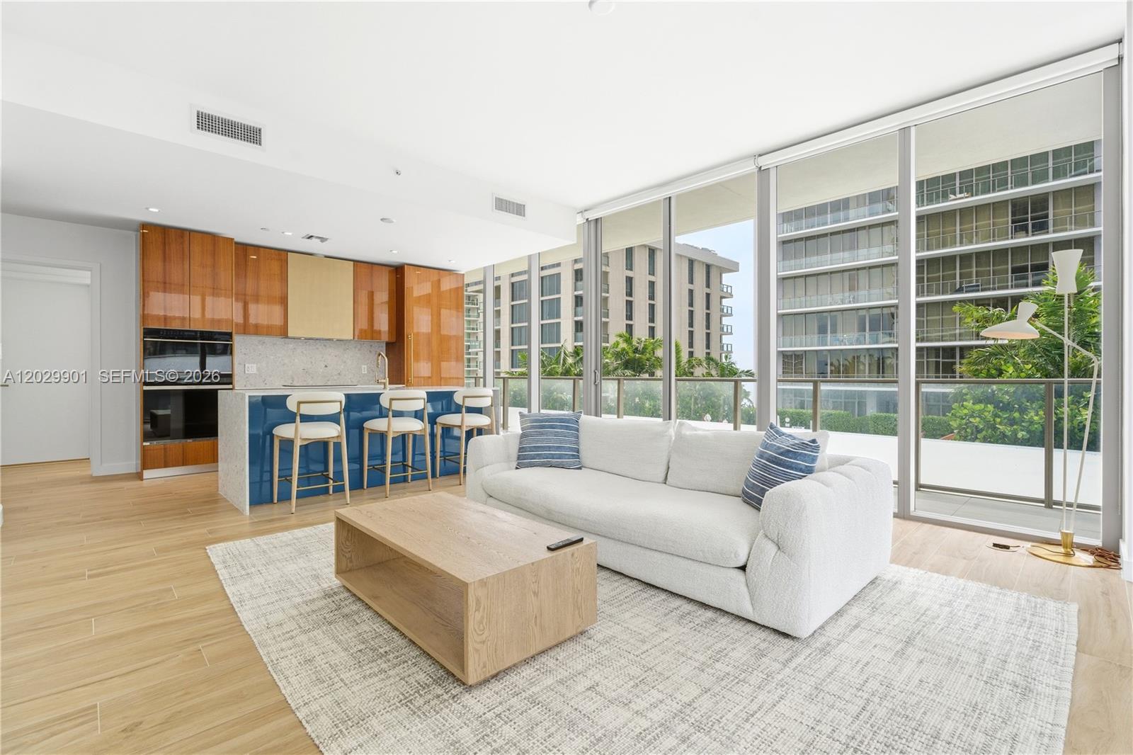 2678 Tigertail Ave #911, Miami FL 33133