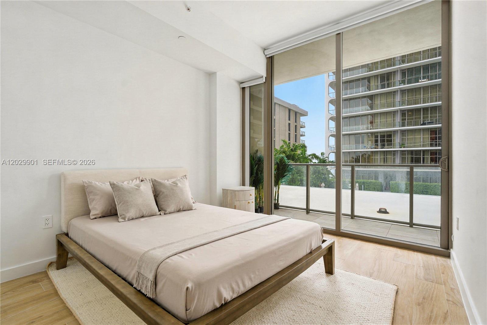 2678 Tigertail Ave #911, Miami FL 33133