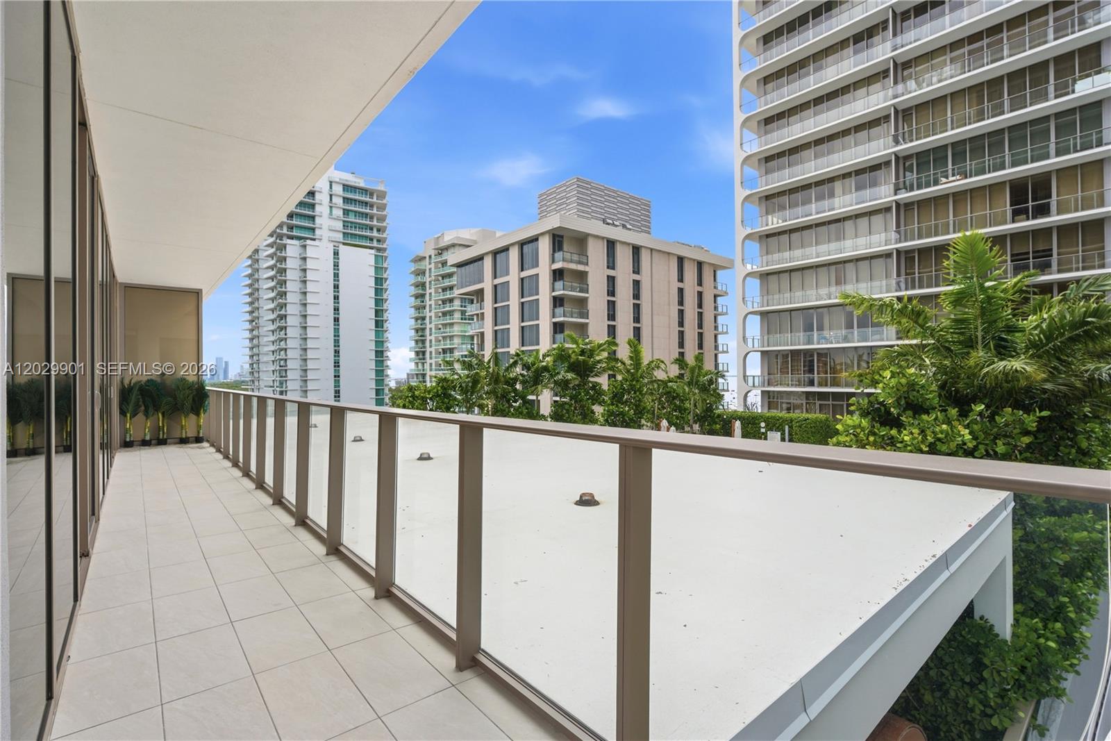 2678 Tigertail Ave #911, Miami FL 33133