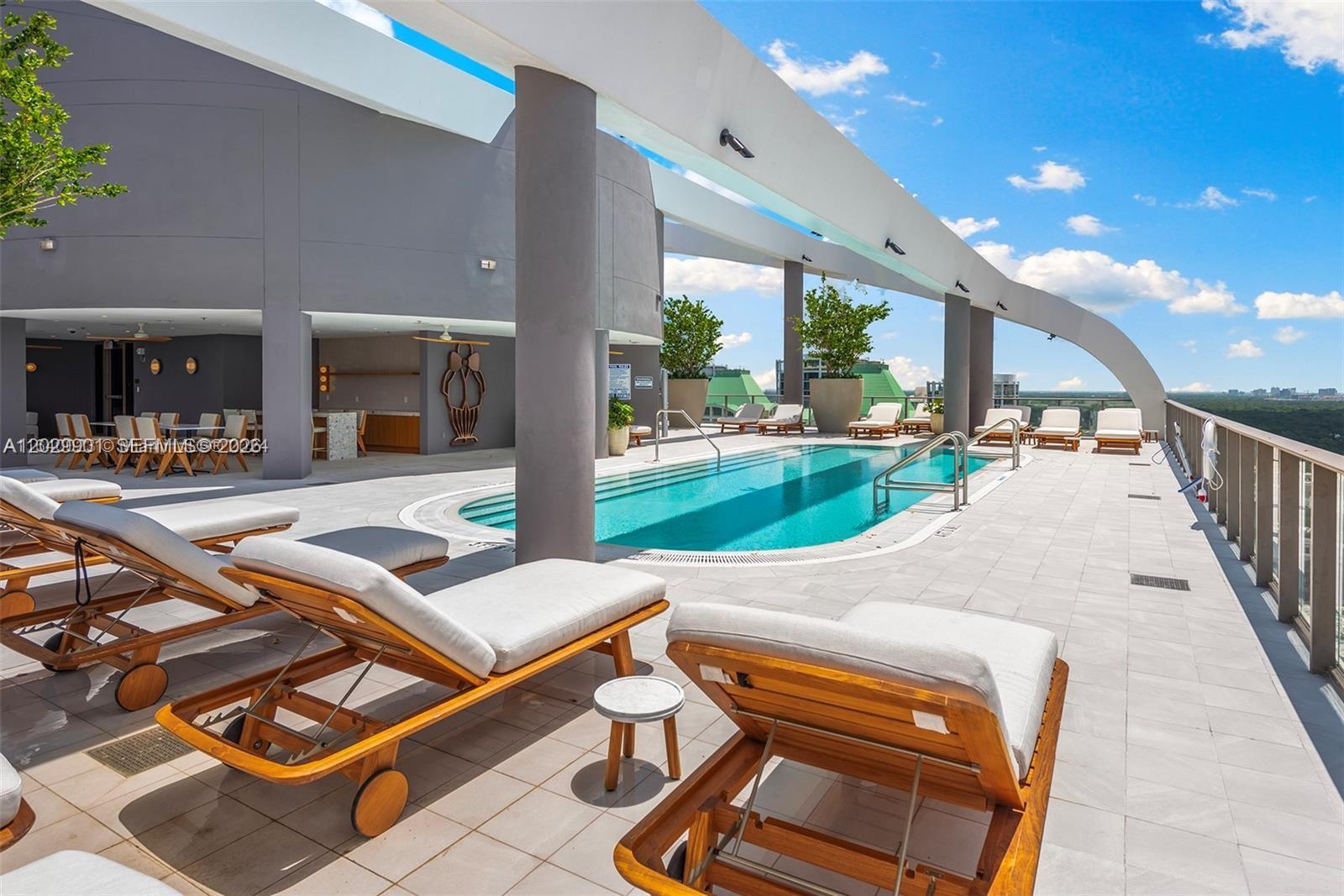 2678 Tigertail Ave #911, Miami FL 33133