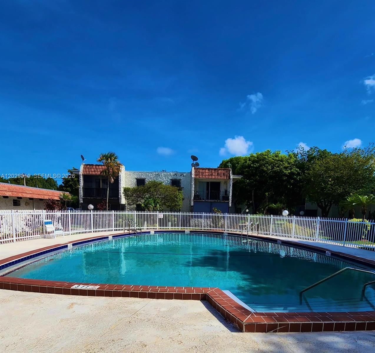 8701 SW 141st St #H6, Palmetto Bay FL 33176