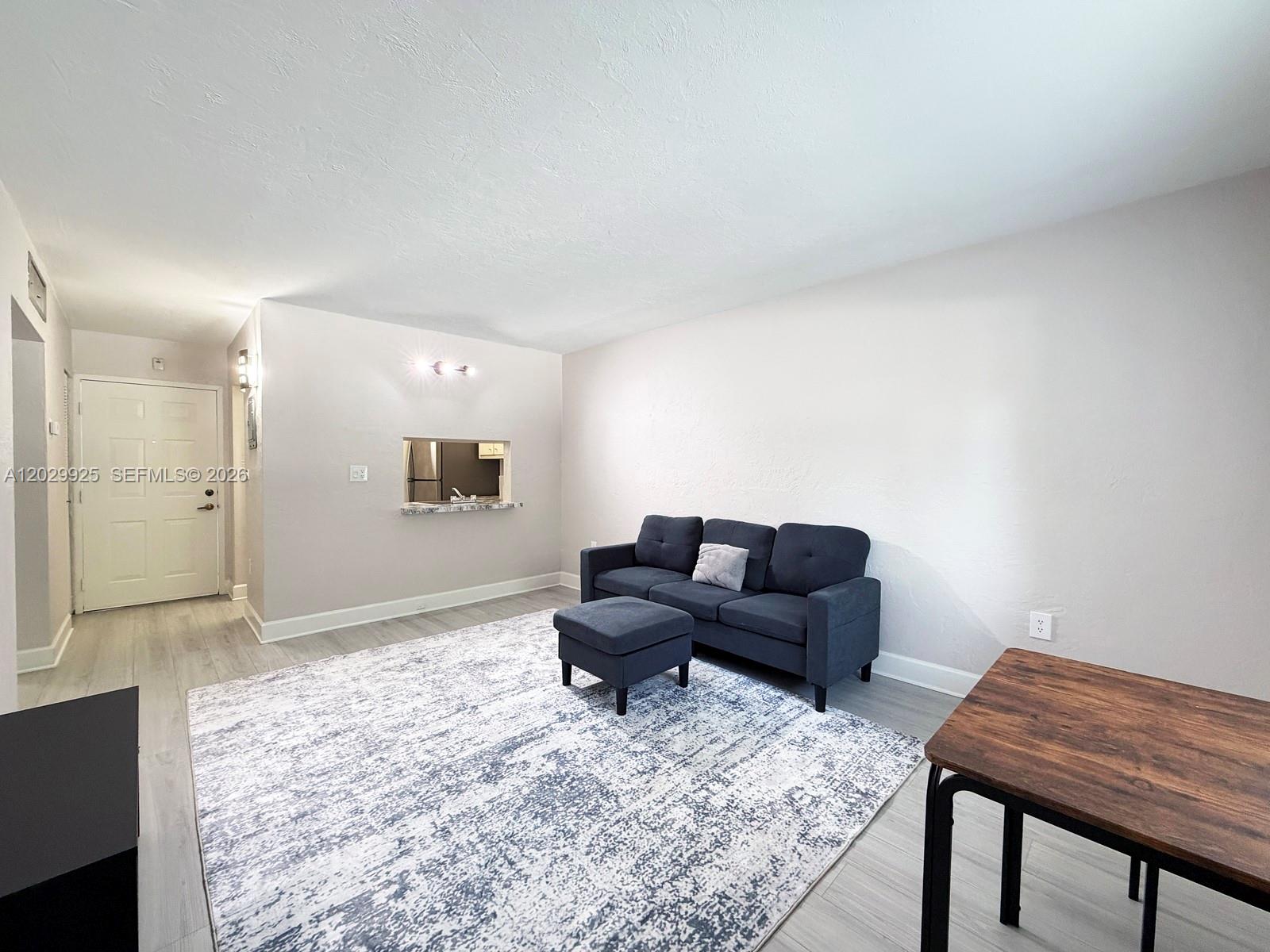 8601 SW 68 CT #5, Pinecrest FL 33143