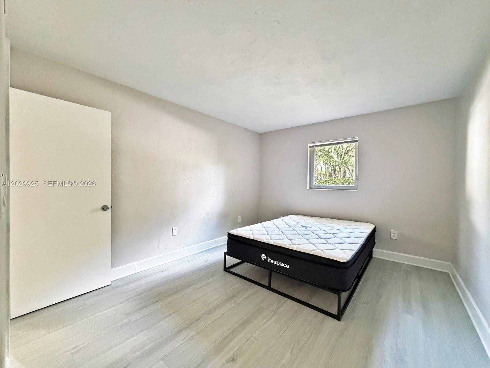 8601 SW 68 CT #5, Pinecrest FL 33143