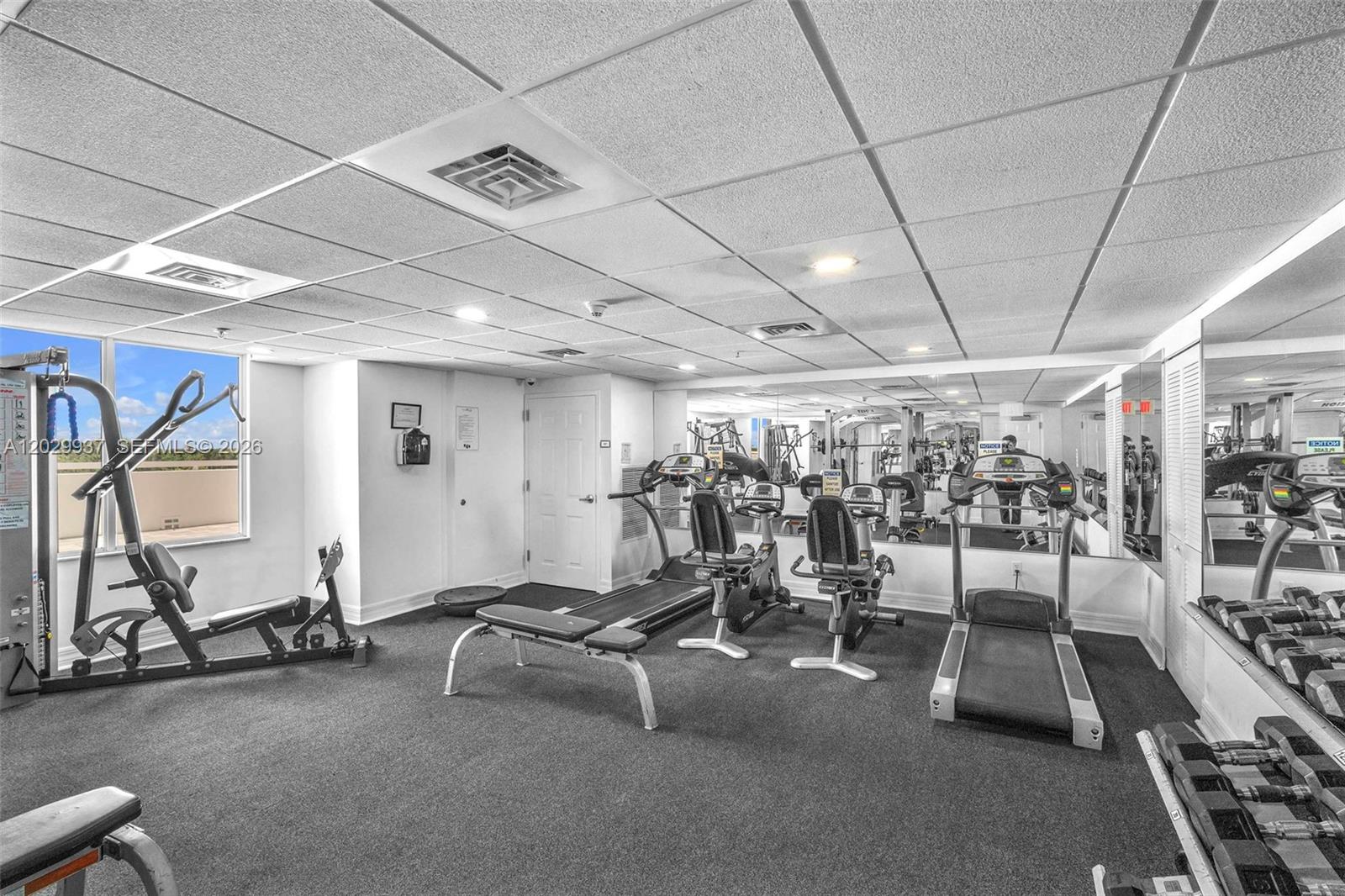 900 SW 8th St #1103, Miami FL 33130