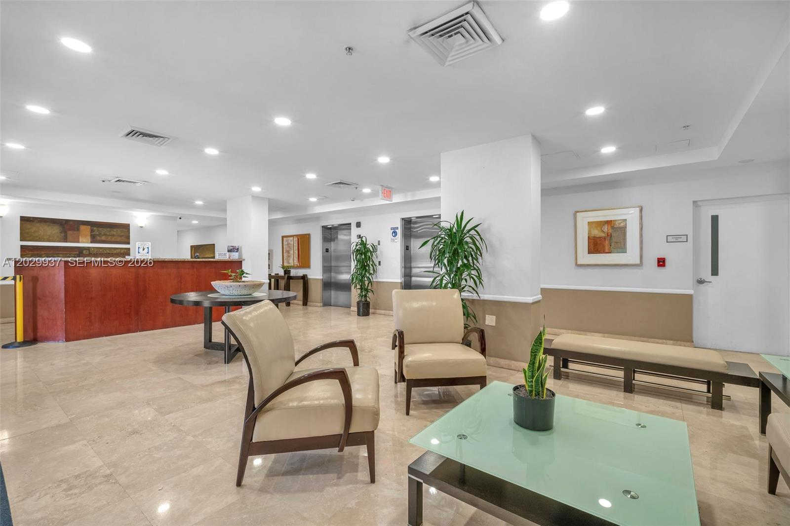 900 SW 8th St #1103, Miami FL 33130