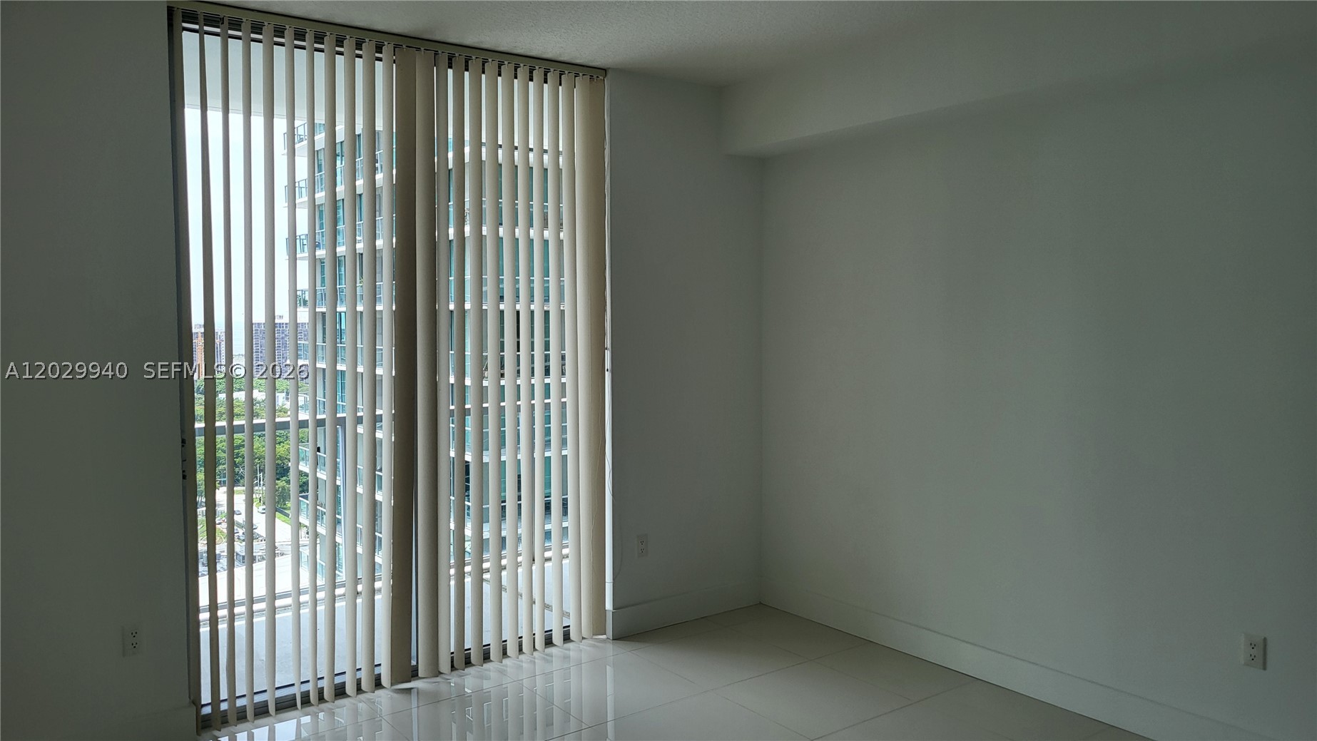1111 SW 1 AV #2718-N, Miami FL 33130