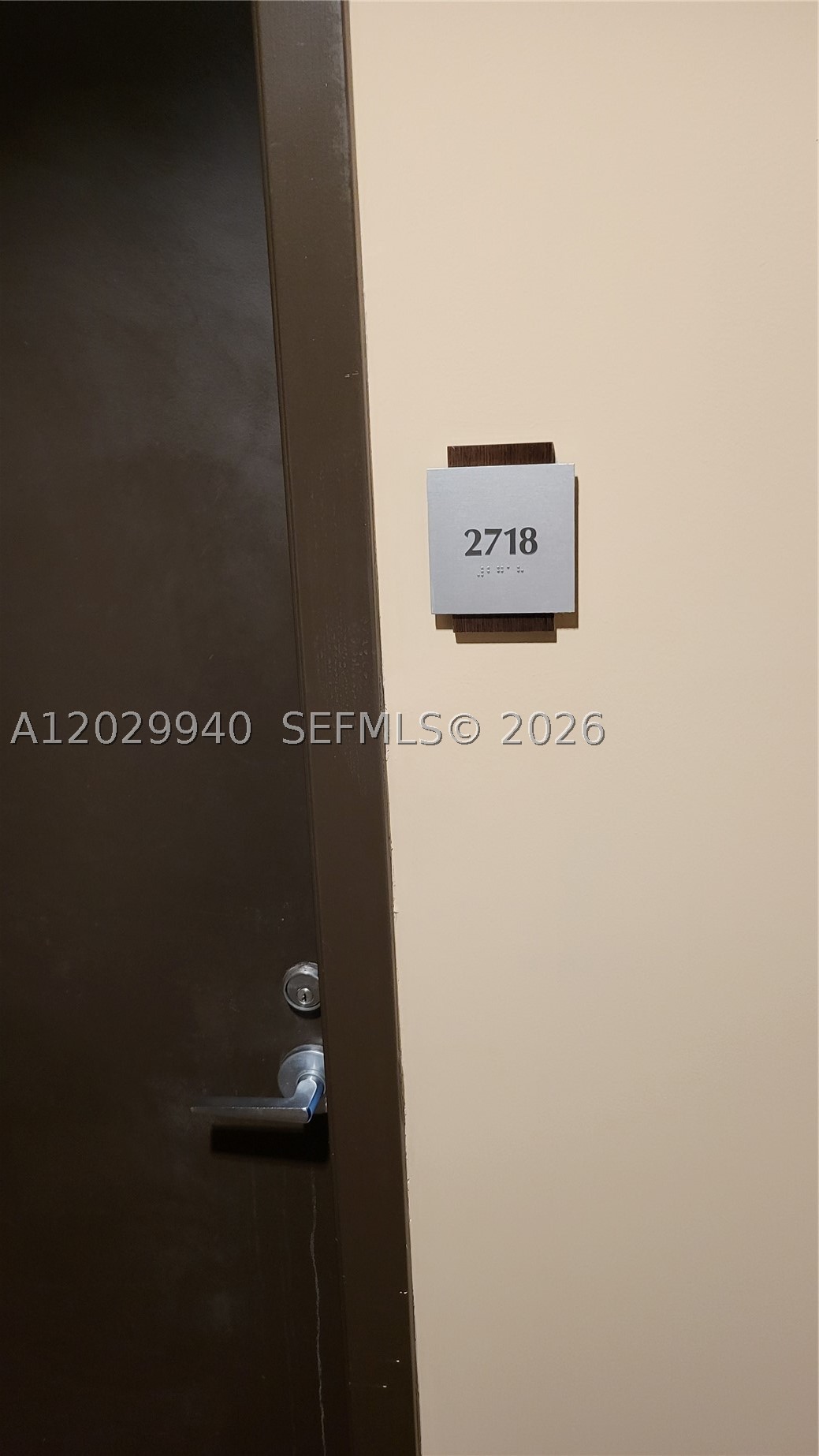 1111 SW 1 AV #2718-N, Miami FL 33130
