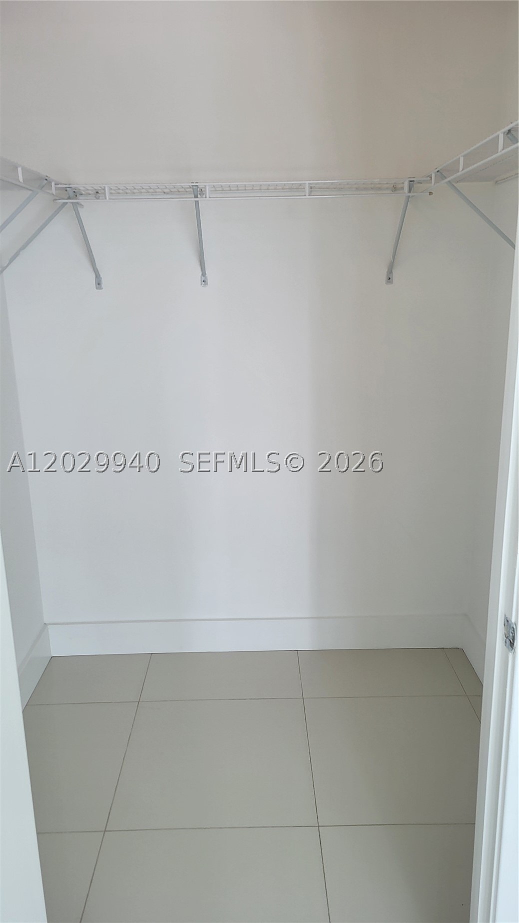 1111 SW 1 AV #2718-N, Miami FL 33130
