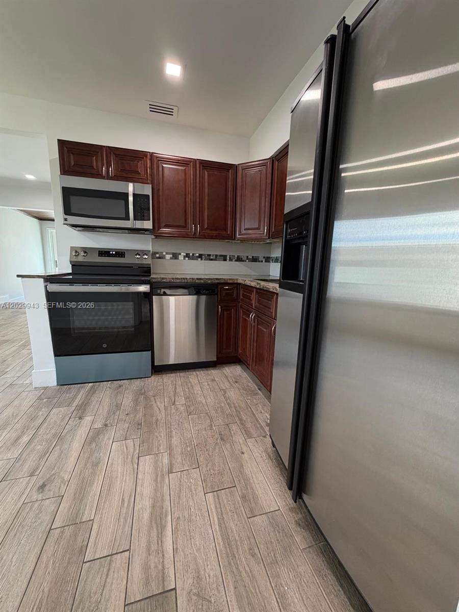 1531 NE 15th Ave, Fort Lauderdale FL 33304