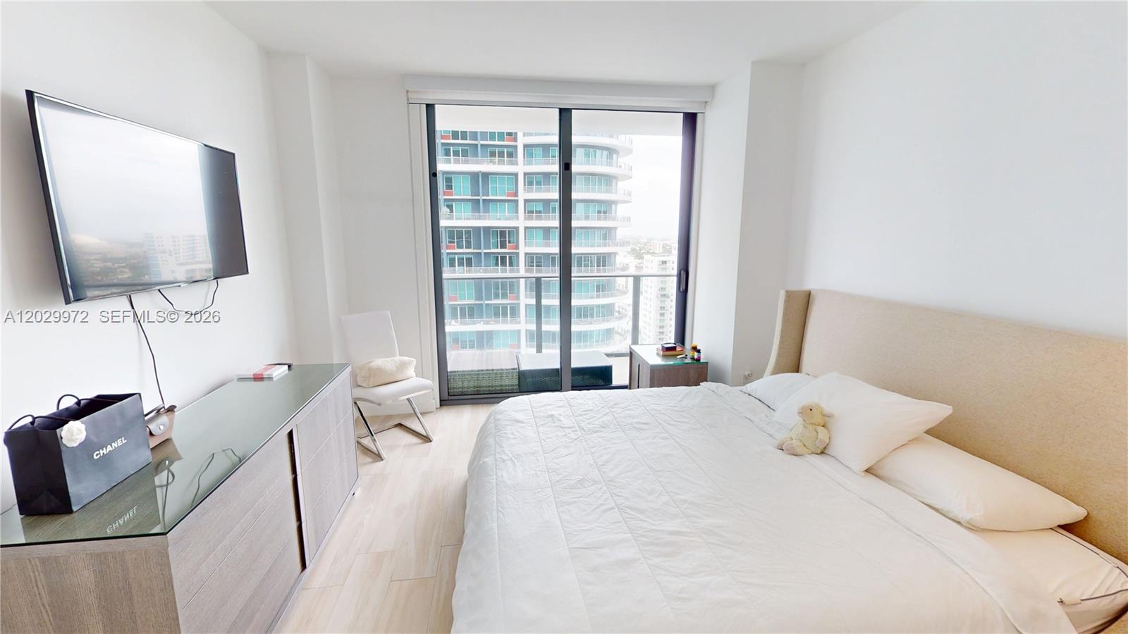 1300 S Miami Ave #2209, Miami FL 33130