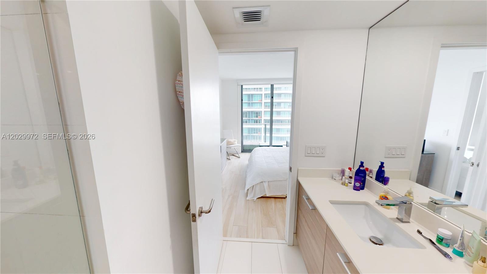 1300 S Miami Ave #2209, Miami FL 33130