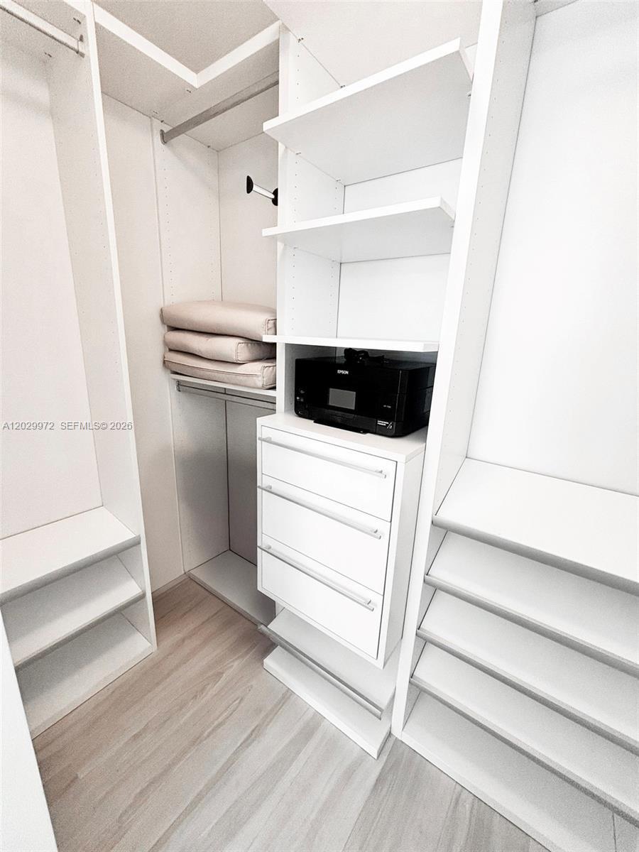 1300 S Miami Ave #2209, Miami FL 33130