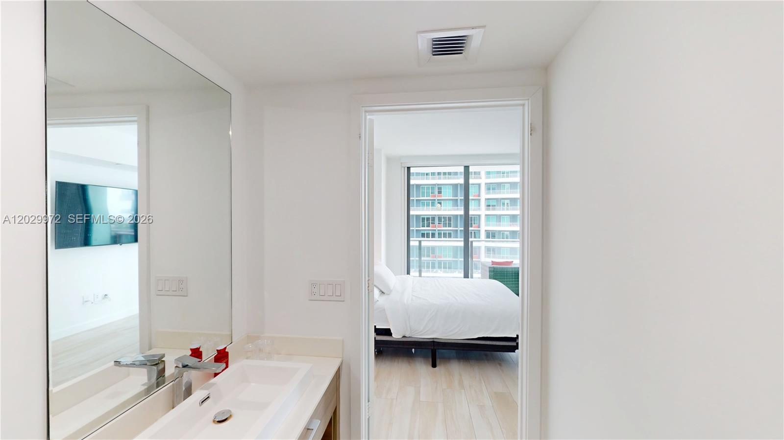 1300 S Miami Ave #2209, Miami FL 33130