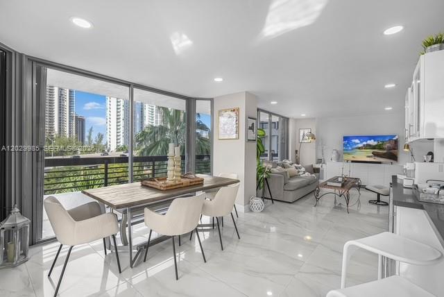 3500 Mystic Pointe Dr #604, Aventura FL 33180