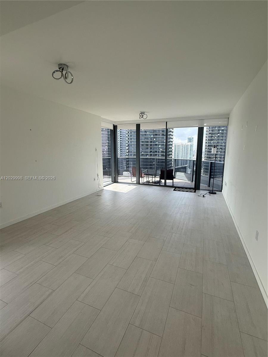 1000 Brickell Plz #3412, Miami FL 33131