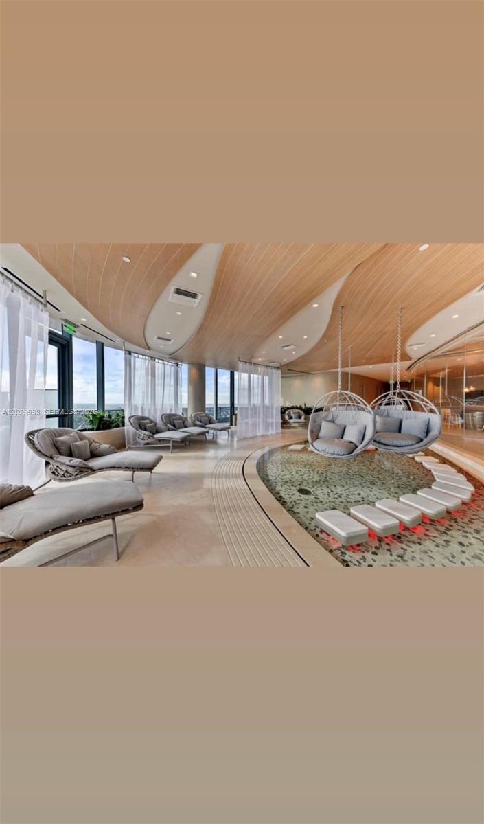 1000 Brickell Plz #3412, Miami FL 33131