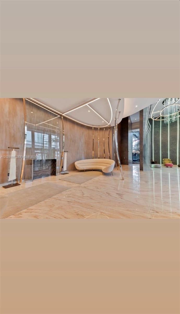 1000 Brickell Plz #3412, Miami FL 33131