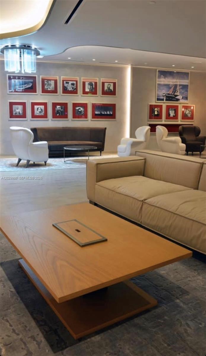 1000 Brickell Plz #3412, Miami FL 33131