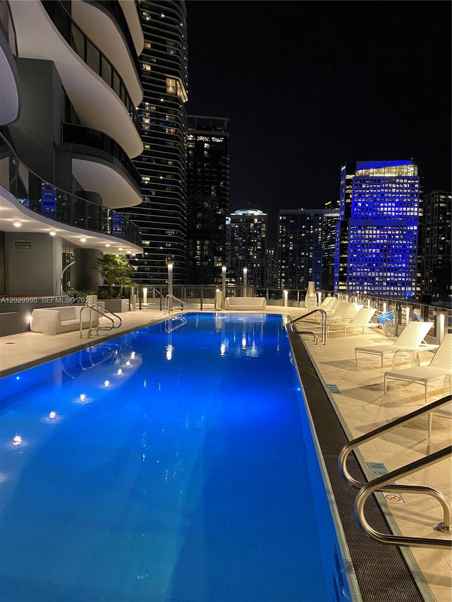 1000 Brickell Plz #3412, Miami FL 33131