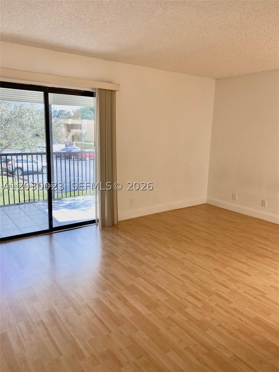 159 Lakeview dr #204, Weston FL 33326