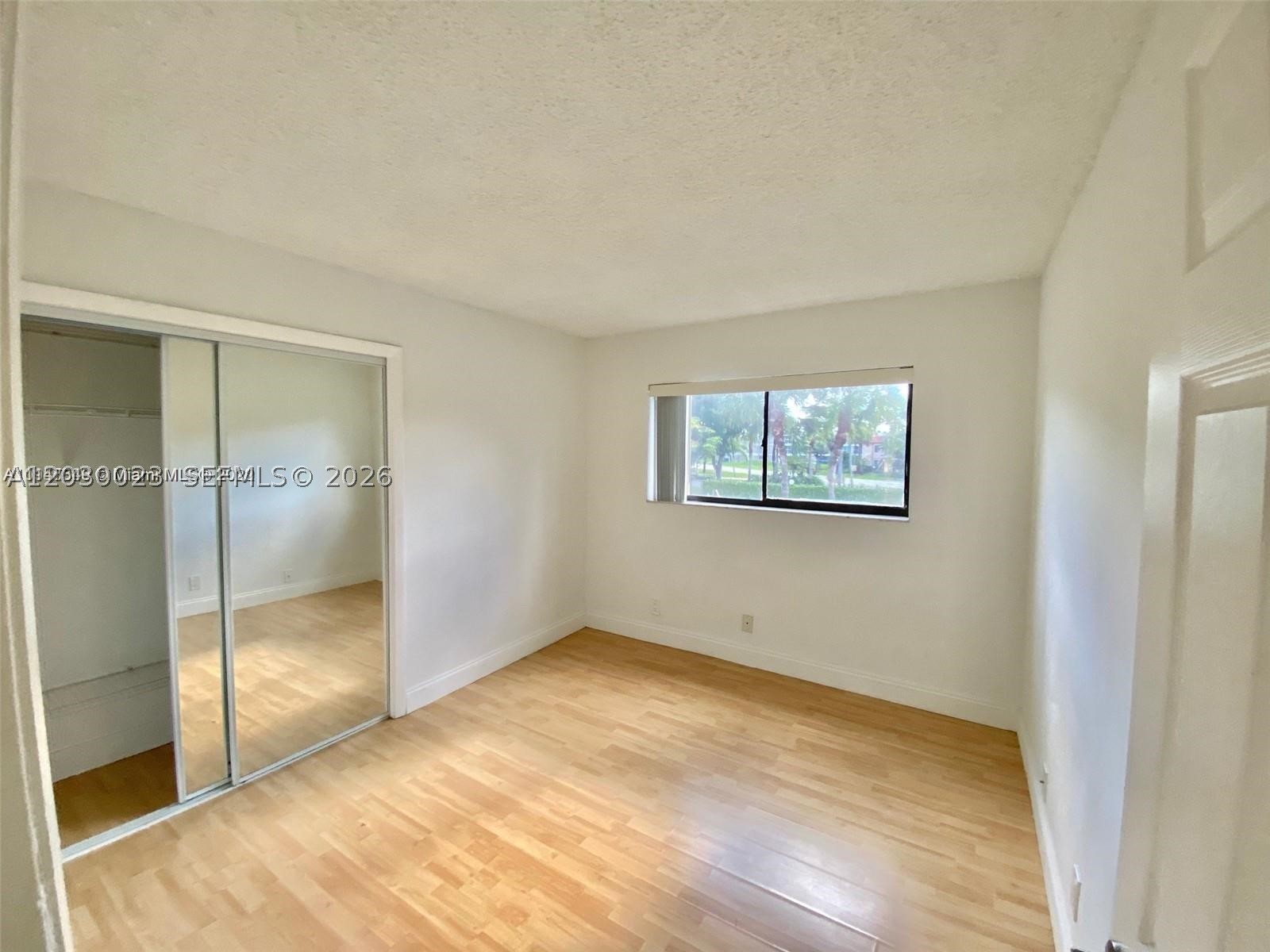 159 Lakeview dr #204, Weston FL 33326