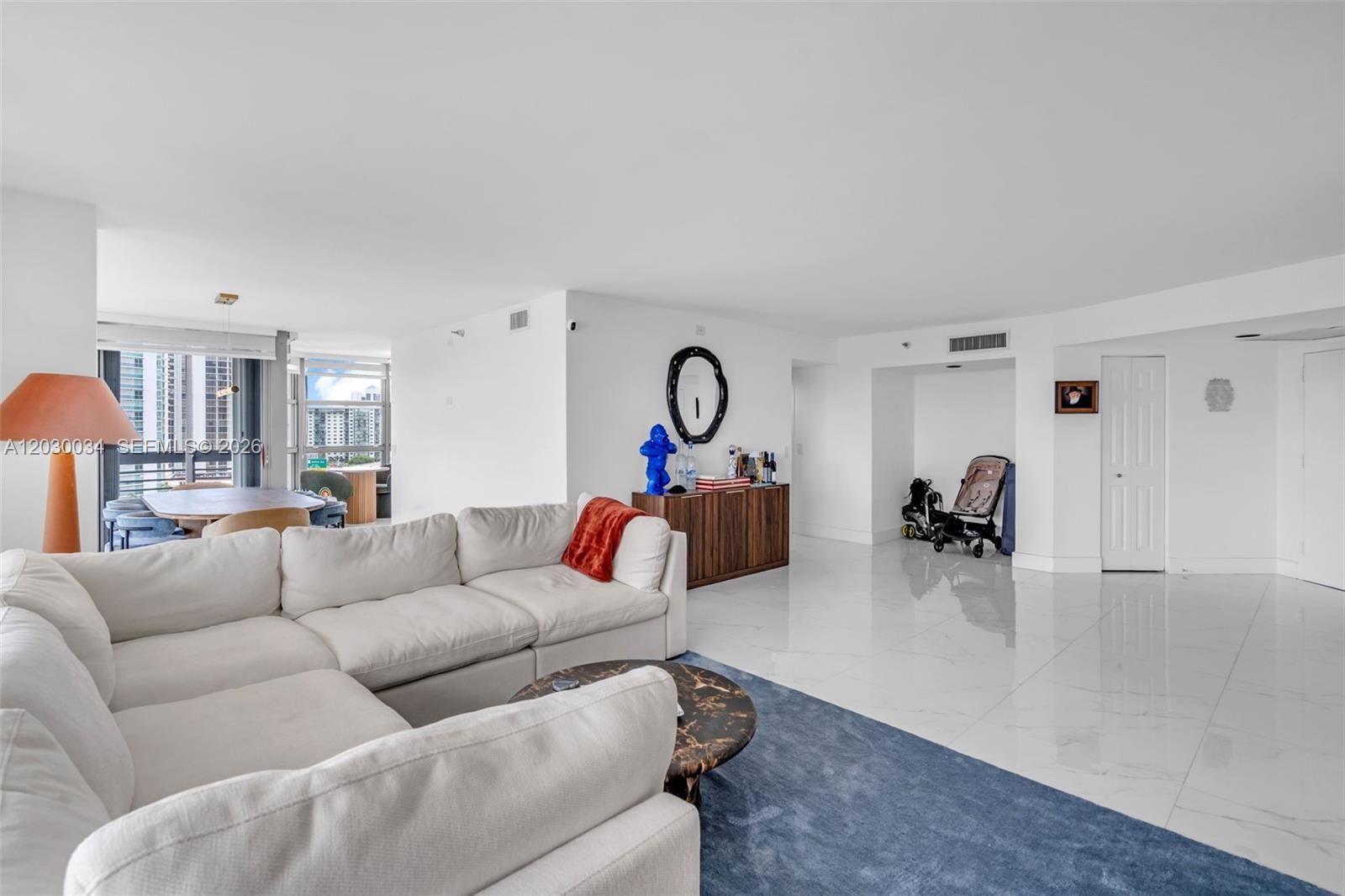 3500 Mystic Pointe Dr #1205, Aventura FL 33180
