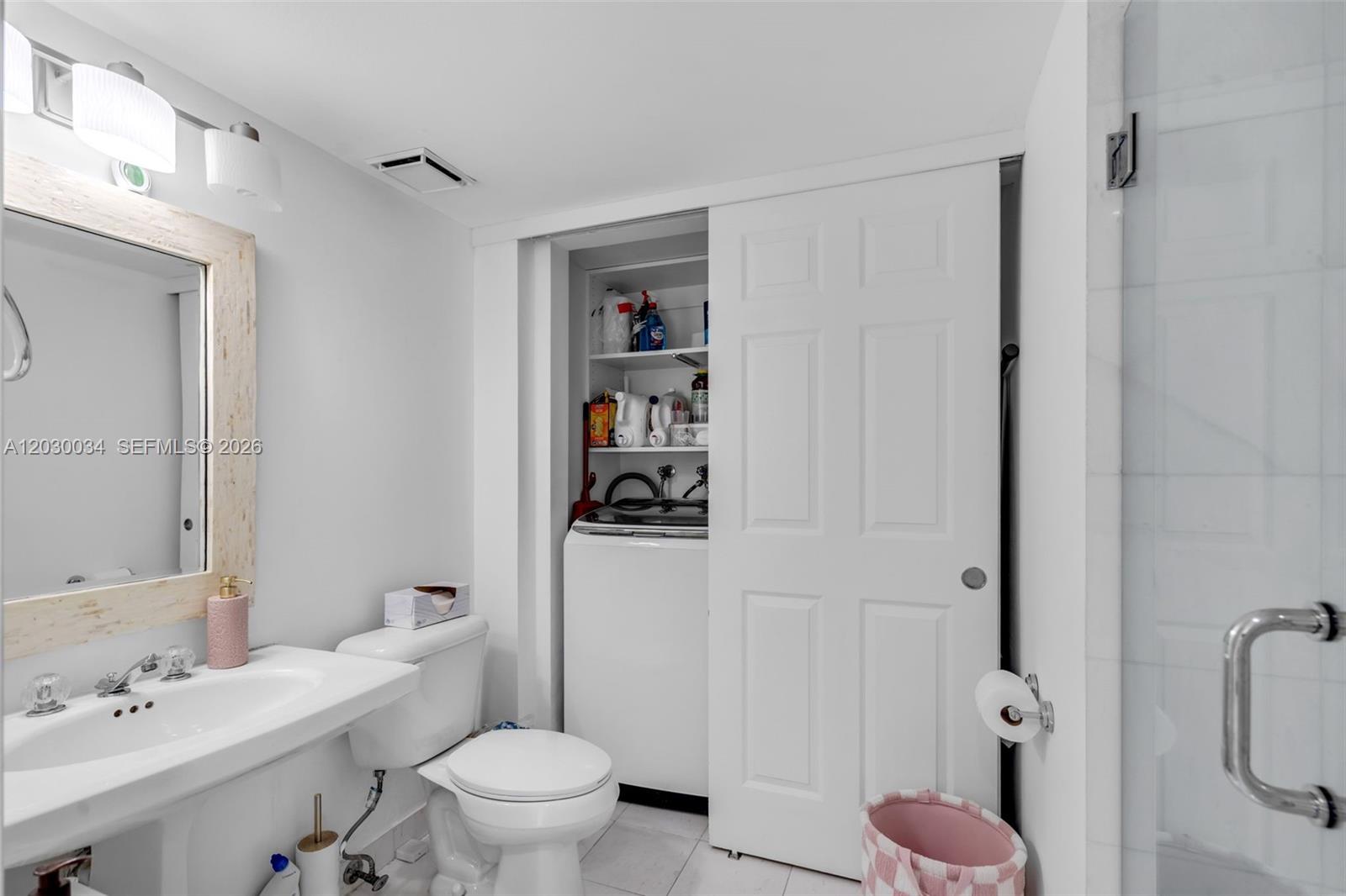 3500 Mystic Pointe Dr #1205, Aventura FL 33180