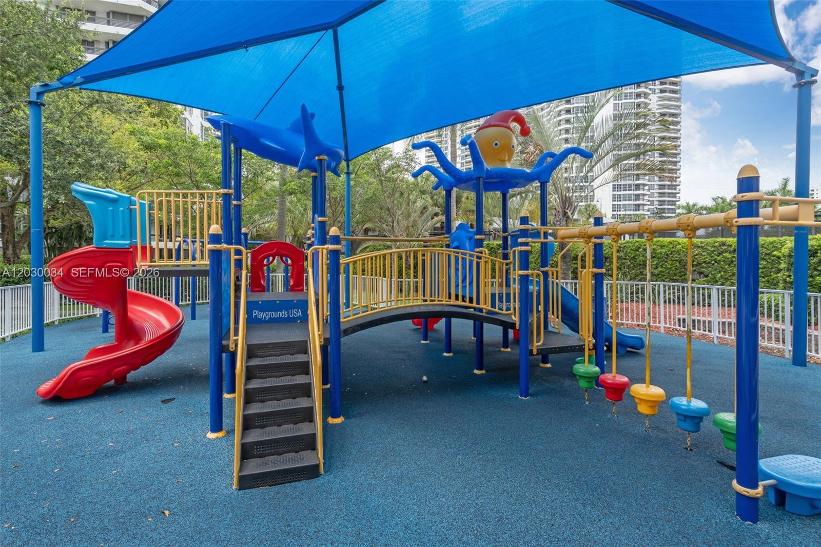 3500 Mystic Pointe Dr #1205, Aventura FL 33180