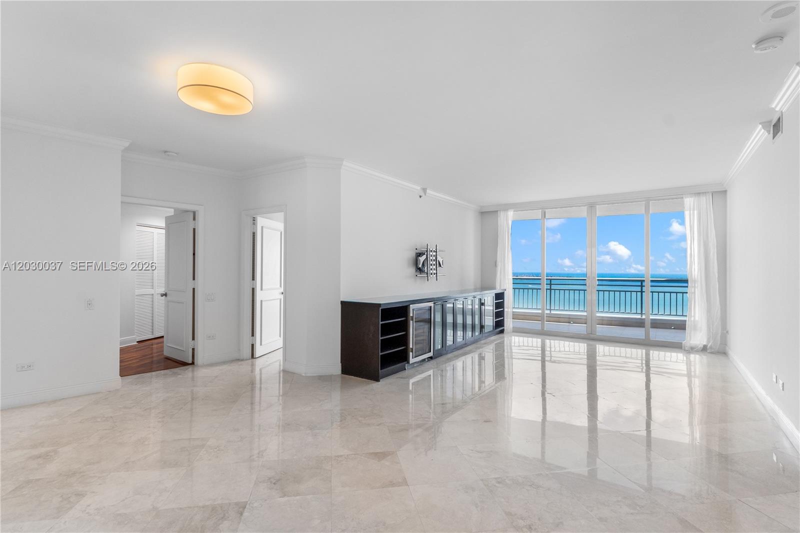 808 Brickell Key Dr #3002, Miami FL 33131